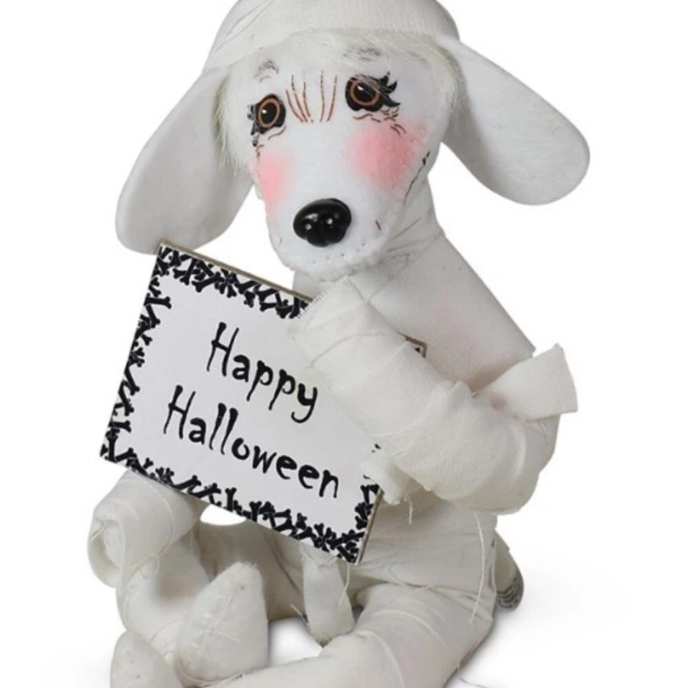 Annalee 6 inch mummy dog